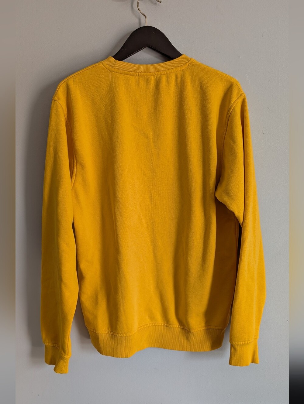 Black Maple House Hippo Sweatshirt, Golden Yellow Heritage Minute, Size M - Picture 2 of 8